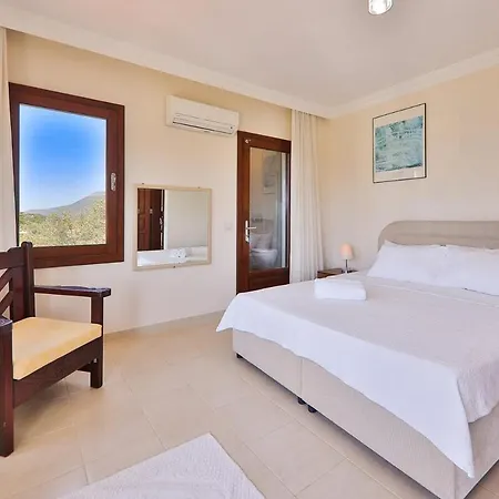 Vila Sari - Luxury Private Pool & Jacuzzi Yenikoy (Kas)