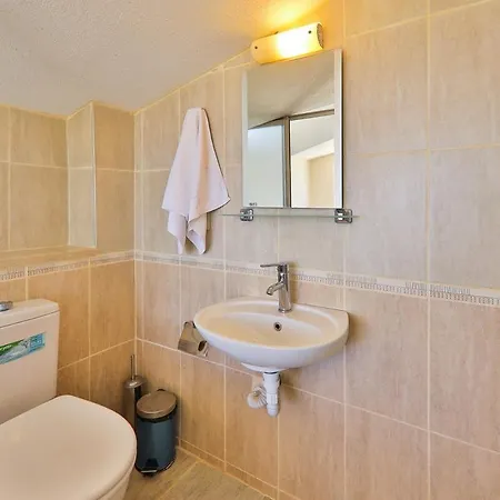Sari - Luxury Private Pool & Jacuzzi *