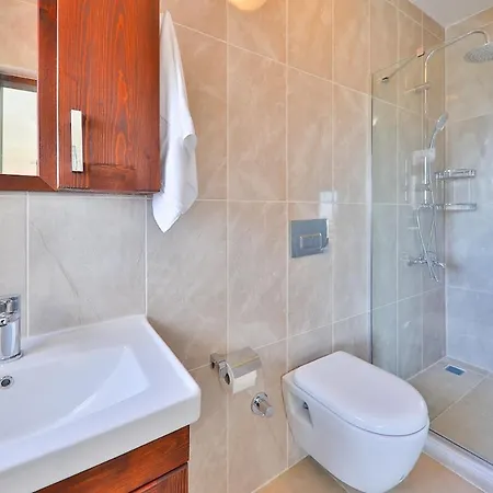Sari - Luxury Private Pool&jacuzzi