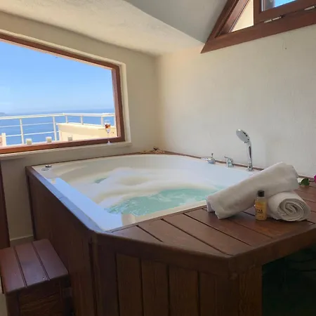 Vila Sari - Luxury Private Pool & Jacuzzi